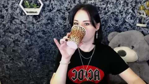 Diana online show from March 23, 2026, 6:17 am