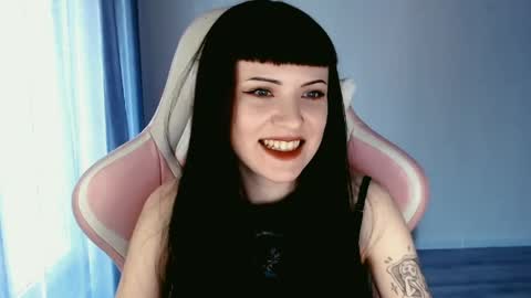  sophie  online show from April 29, 2026, 4:11 pm