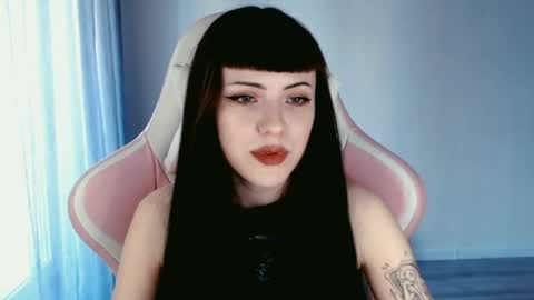  sophie  online show from May 3, 2026, 4:24 pm
