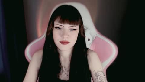 Snapshot of moon_velvet chatting on June 11, 2026, 7:12 pm sophie online show from June 11, 2026, 7:12 pm