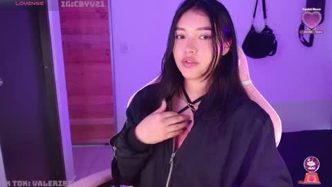 bell  online show from October 31, 2025, 10:00 pm