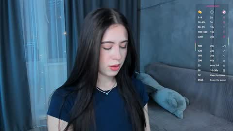 Snapshot of mooncutie_girl chatting on February 18, 2026, 10:22 am Sophia online show from February 18, 2026, 10:22 am