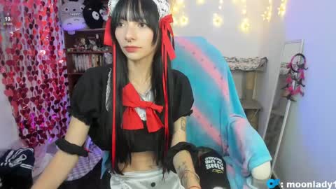 MOON  online show from April 17, 2026, 2:03 am