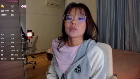 LANA online show from September 18, 2025, 10:28 am