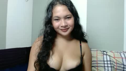 Snapshot of moonlight_xxx chatting on September 16, 2025, 1:45 pm moon online show from September 16, 2025, 1:45 pm