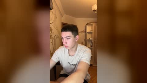 Snapshot of moonlightvera chatting on December 16, 2025, 9:09 pm ARTUR online show from December 16, 2025, 9:09 pm