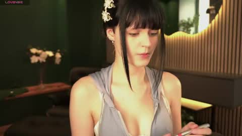 Michelle online show from July 15, 2026, 1:49 pm