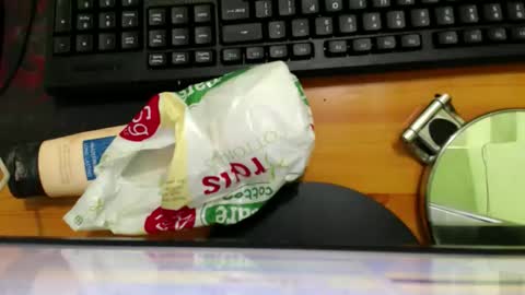 Moonlit Tala online show from April 21, 2026, 1:42 am