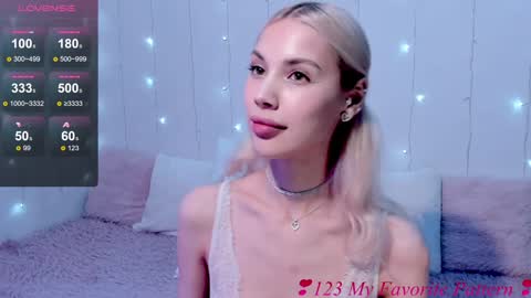 Hello Im Jess  Lets have a Party online show from December 13, 2024, 7:53 pm