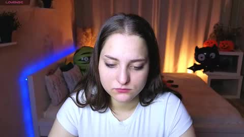 Lina online show from October 20, 2025, 3:40 am