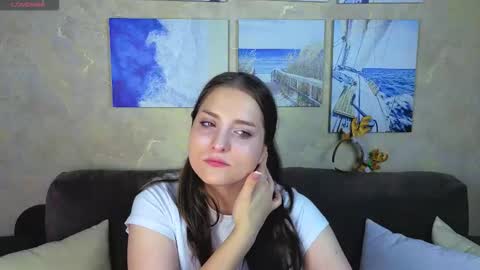 Lina online show from October 24, 2025, 3:03 am