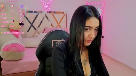 Moon  online show from September 17, 2025, 7:48 pm