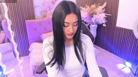 Snapshot of moonshine_tay chatting on May 22, 2026, 12:11 pm Moon online show from May 22, 2026, 12:11 pm