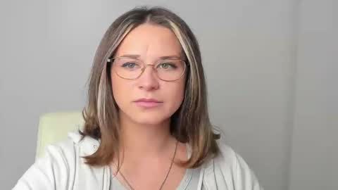 Susanna online show from November 24, 2025, 12:16 pm