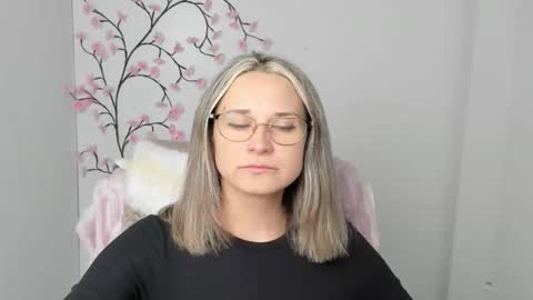 Susanna online show from January 11, 2026, 6:24 pm