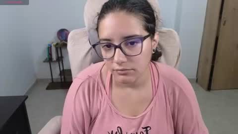 Snapshot of moonwoman_ chatting on June 16, 2026, 3:53 am Moon Woman online show from June 16, 2026, 3:53 am