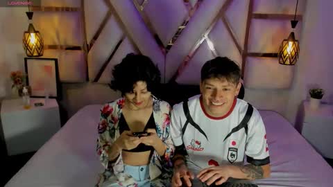 Moon Y Demian online show from December 15, 2025, 11:47 am