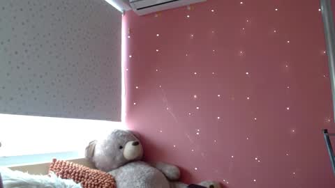 Mora Haze 3 online show from January 4, 2025, 5:37 pm