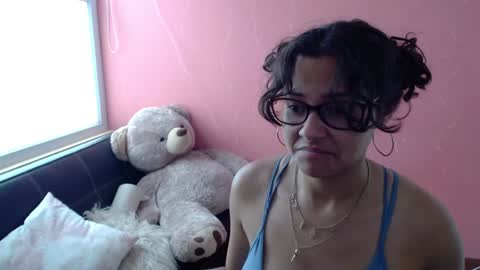 Mora Haze 3 online show from February 5, 2025, 7:31 pm