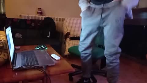 Snapshot of morboso31xxx chatting on December 4, 2024, 2:53 am hotguy4all online show from December 4, 2024, 2:53 am