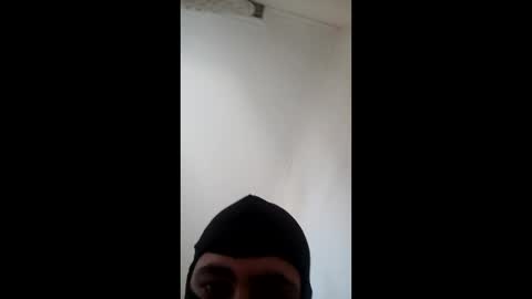 Snapshot of morela22 chatting on February 12, 2025, 10:35 am morela22 online show from February 12, 2025, 10:35 am