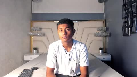 Mmorenito online show from October 15, 2025, 6:52 pm