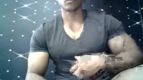 moreno1muscular online show from March 10, 2025, 12:48 pm