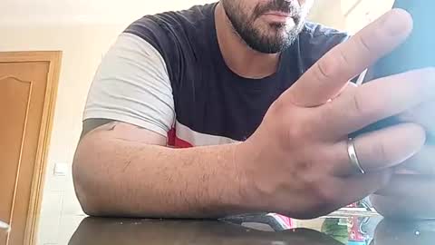 Snapshot of morfeo6 chatting on June 16, 2026, 8:39 am morfeo6 online show from June 16, 2026, 8:39 am