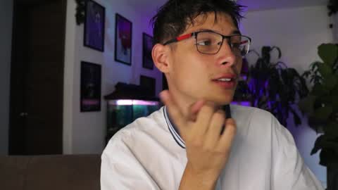   online show from February 2, 2025, 9:23 pm