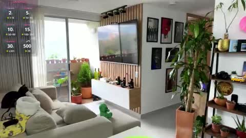 Snapshot of morgan_hiller chatting on February 16, 2026, 7:21 pm online show from February 16, 2026, 7:21 pm