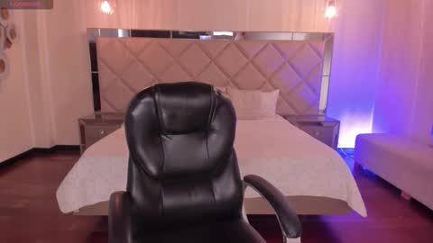 Morgan Hicks online show from December 15, 2025, 7:51 pm