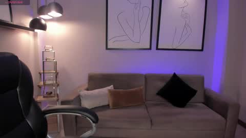 Morgan Hicks online show from March 26, 2026, 10:43 am