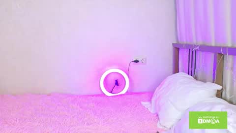 Snapshot of morninbunny_ chatting on February 25, 2026, 3:49 am Emilia online show from February 25, 2026, 3:49 am