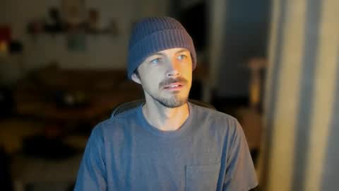 Dylan online show from December 17, 2025, 4:51 am