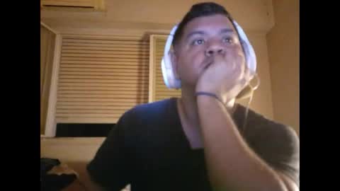 Bruno online show from December 23, 2025, 4:43 am