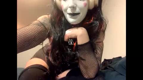 morrigan_danu online show from October 27, 2025, 3:32 am