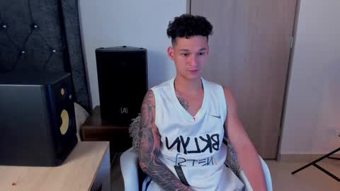 Snapshot of morthy_downey chatting on November 12, 2025, 4:35 am Morthy online show from November 12, 2025, 4:35 am