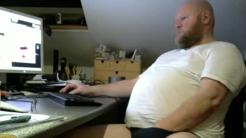 Snapshot of mossler chatting on December 25, 2024, 5:05 pm Martin online show from December 25, 2024, 5:05 pm