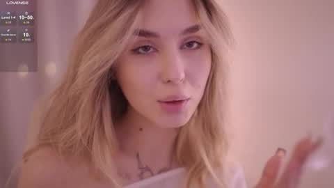 MIRA online show from October 11, 2025, 4:16 pm