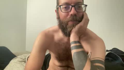 Snapshot of motodub chatting on May 12, 2026, 1:03 am motodub online show from May 12, 2026, 1:03 am