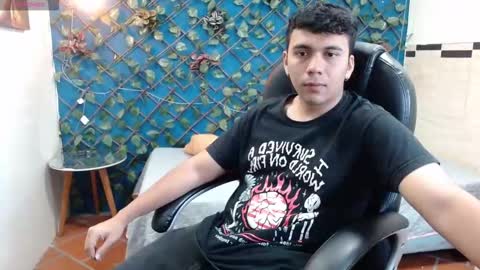 Mou Fly online show from October 17, 2025, 11:46 am