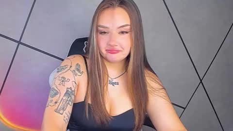 Carolina online show from October 18, 2025, 4:52 pm