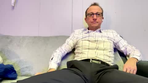 Snapshot of mouser212 chatting on December 14, 2024, 4:31 pm Mouse online show from December 14, 2024, 4:31 pm