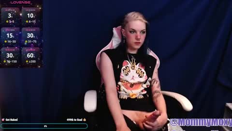 Snapshot of moxynverve chatting on May 15, 2026, 6:26 pm Moxy online show from May 15, 2026, 6:26 pm