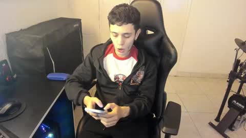 Andy online show from February 18, 2025, 6:26 pm