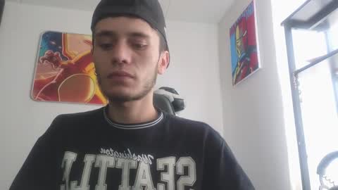 Snapshot of mr_andresr chatting on April 19, 2026, 6:32 pm Andy online show from April 19, 2026, 6:32 pm