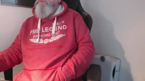 Snapshot of mr_boombastic2021 chatting on October 2, 2025, 8:43 am mr_boombastic2021 online show from October 2, 2025, 8:43 am