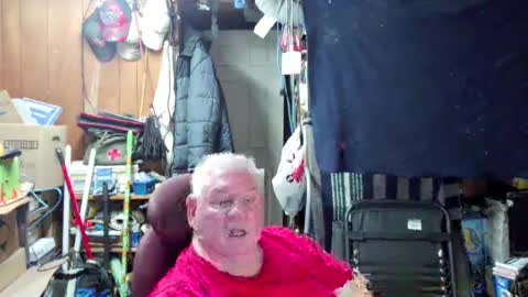mr_canoe_licker_69 online show from December 27, 2024, 5:26 pm