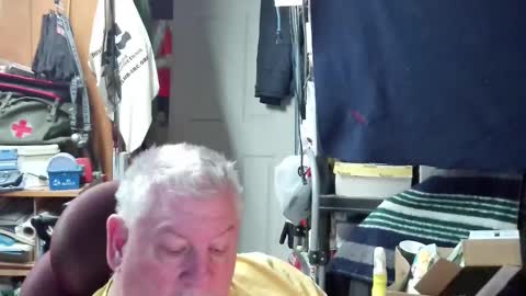 mr_canoe_licker_69 online show from January 31, 2025, 3:22 pm