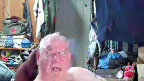 mr_canoe_licker_69 online show from February 17, 2025, 7:21 pm